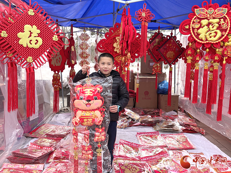 【網(wǎng)絡(luò)中國(guó)節(jié)·春節(jié)】甘肅靜寧：過(guò)年的儀式感，從置辦年貨開始