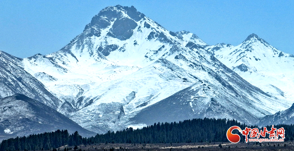 張掖：祁連山下壯美夏日雪景