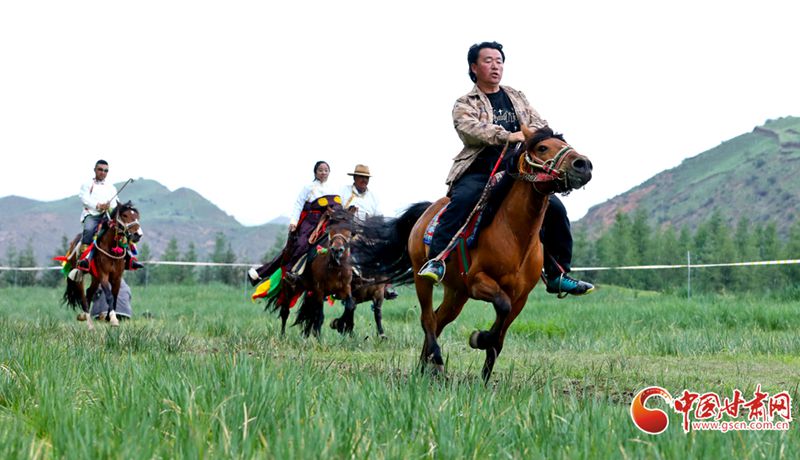 肅南：祁連藏鄉(xiāng)系列活動(dòng)點(diǎn)燃夏日旅游熱