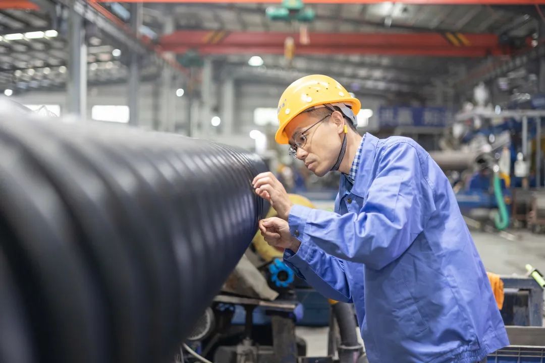 亞通資訊 | 亞通公司黨支部書記、營銷副總監(jiān)吳亞平榮獲“福清十大工匠”