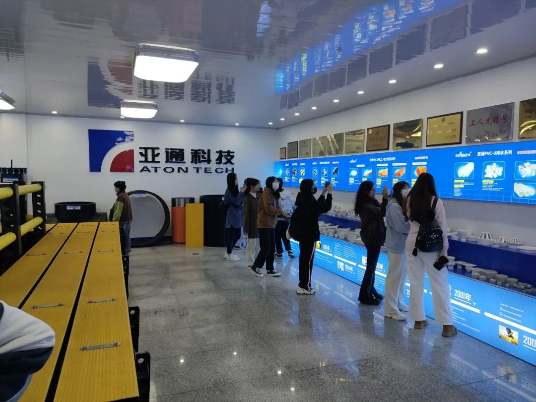 1703122033241623.jpg 5.jpg