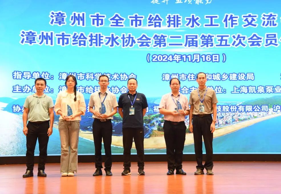 1731986875802112.jpg 640.jpg